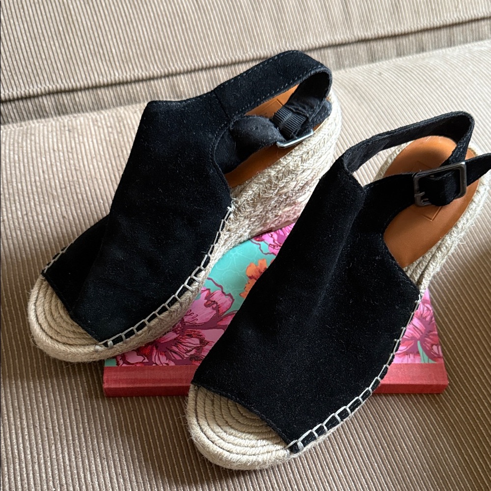 GAP Black Wedge Sandals